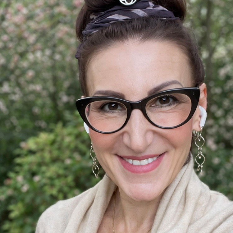 Izabela, Dental Emporium